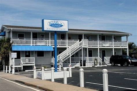 Stay in Coastal Charm at Sea Witch Inn: Your Home Away from Home